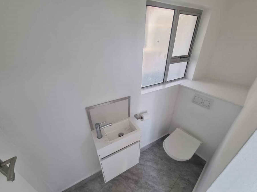To Let 2 Bedroom Property for Rent in Tamboerskloof Western Cape